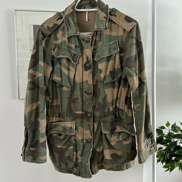 We The Free Jackets & Blazers - Free People Camo Jacket